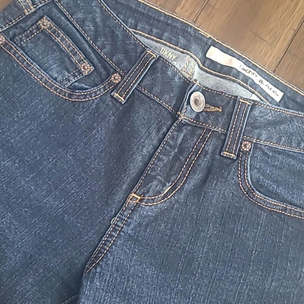 DKNY Dark Wash Bootcut Jeans Size 2R - Picture 2 of 6